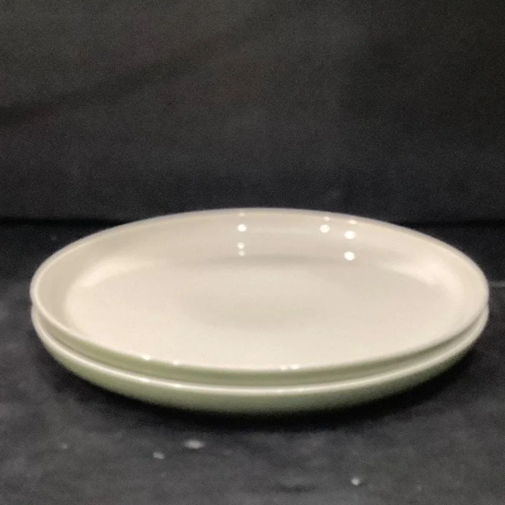 Dowan‎ Cream Dinner Plates, Set of 2, Green Underside, Replacement Dinnerware